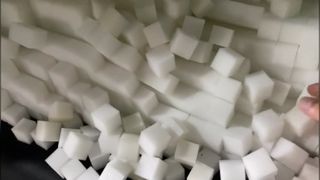 Wytrzymała maszyna do rozdrabniania gąbek Rozwiązanie do recyklingu pianki