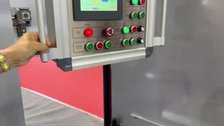TDPB 1900 CNC maszyna do skórowania pianki o wysokiej precyzji